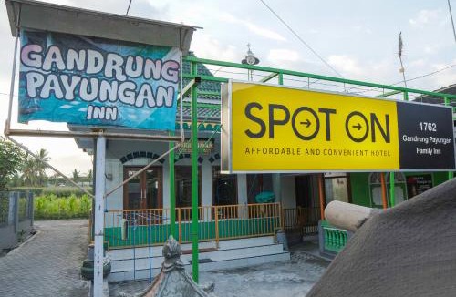 Banyuwangi Hotel | Hotel O Gandrung Payungan Family InnNearStasiun Banyuwangi Kota