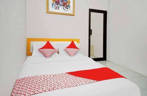 Palembang Hotel | Hotel O Ilir Barar I Near Rumah Sakit Islam Siti Khadijah Formerly Maleo Hotel