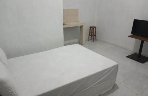 Surabaya Hotel | Hotel O Kalijudan Homestay
