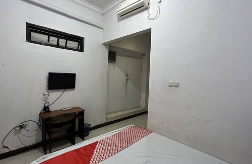 Makassar Hotel | Hotel O Kost Biru