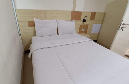 Solo City Centre Hotel | Hotel O near Pasar Gede Solo formerly In