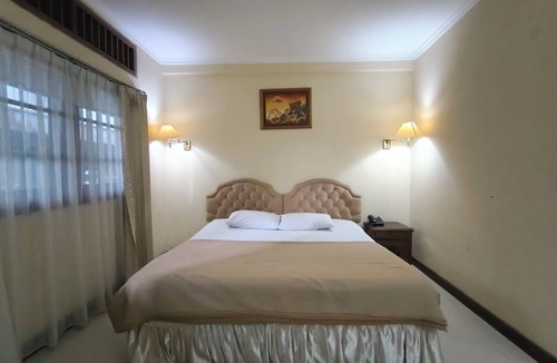 Hargomulyo Hotel | Hotel O near Tawangmangu Wonder Park for