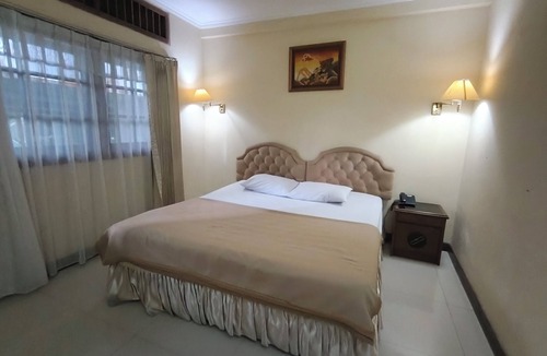 Hargomulyo Hotel | Hotel O near Tawangmangu Wonder Park for