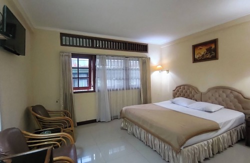 Hargomulyo Hotel | Hotel O near Tawangmangu Wonder Park for