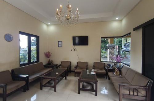 Hargomulyo Hotel | Hotel O near Tawangmangu Wonder Park formerly Komajaya Komaratih