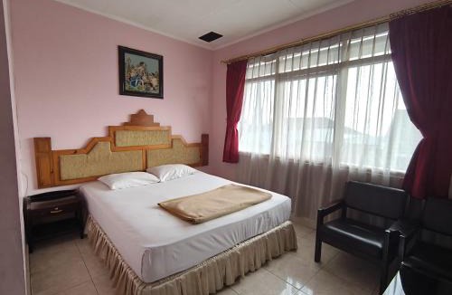 Hargomulyo Hotel | Hotel O near Tawangmangu Wonder Park formerly Komajaya Komaratih