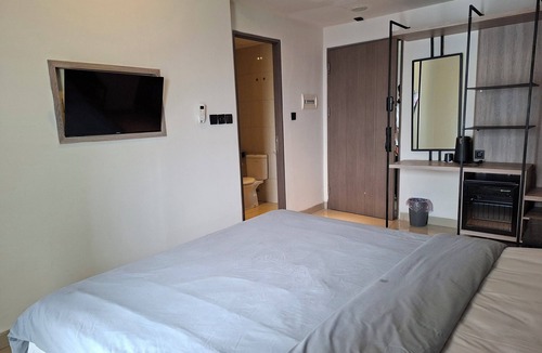 East Jakarta Hotel | Hotel O near Tebet Eco Park formerly Gri