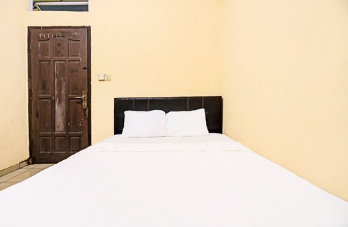 Lubuk Baja Hotel | Hotel O Ririn Homestay
