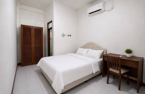 Surakarta Hotel | Hotel O Syariah Near UNS Surakarta forme