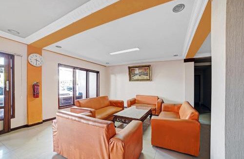 Lhokseumawe Hotel | Hotel O Wisma Kuta Karang Baru