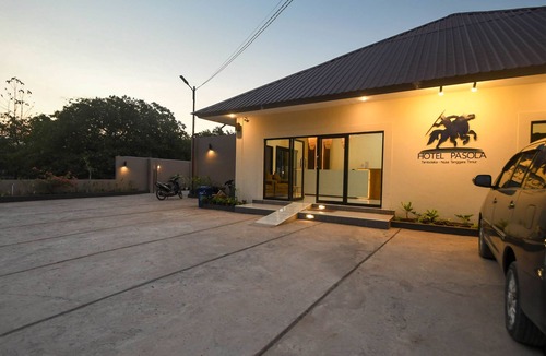 Tambolaka Bed & Breakfast | Hotel Pasola