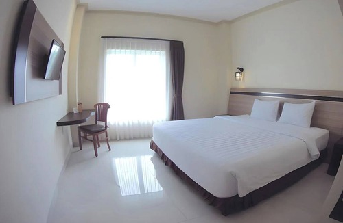 Mataram Hotel | Hotel Puri Indah & Convention