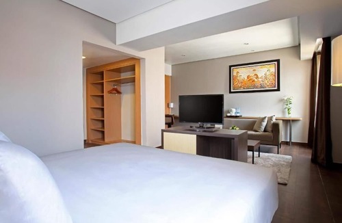Depok Hotel | Hotel Santika Depok