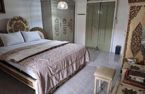 Padang Bed & Breakfast | House Of Manan - Homey Syariah Bed&Breakfast