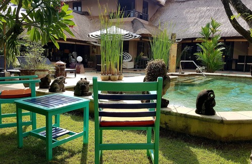 North Legian Villa | Huge, luxury Private Villa. Free Breakfast & Transfers for 3 or 7 nights Min.