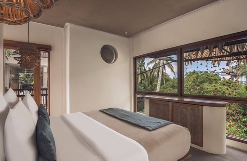 Petulu Resort | Jungle View 1BR Cottage with Romantic Bathtub