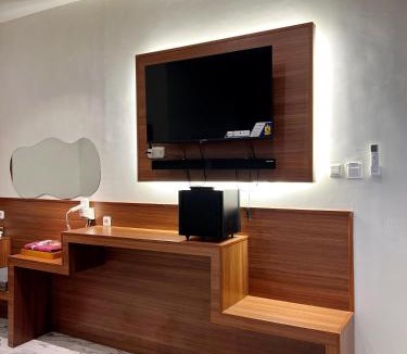 Blitar Hotel | Junior Suite Room Double Bed