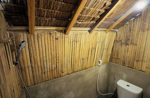 Tomia Island Cabin | Kampa Lodge