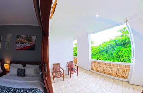 Batu Bolong House | Ketapang Guesthouse Echo Beach Canggu