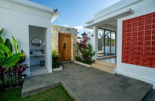 Ungasan Bed & Breakfast | Kubu Kaca Cottage