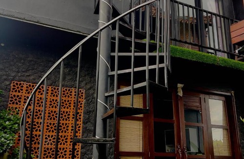 Negara House | KUBU YR Village