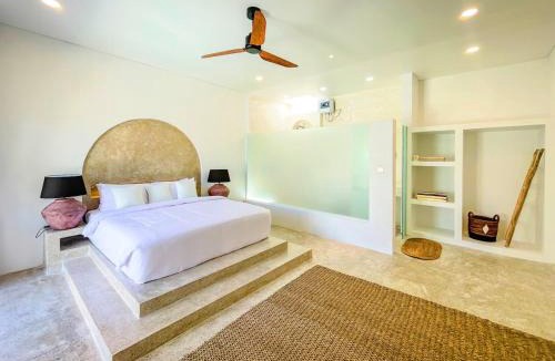 Kuta Villa | Kuta Mansion 1 - Best Deal in town, 2bedroom, Full AC, Kuta, Lombok