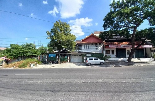 Surakarta House | La Tansa Deluxe Double Near UNS