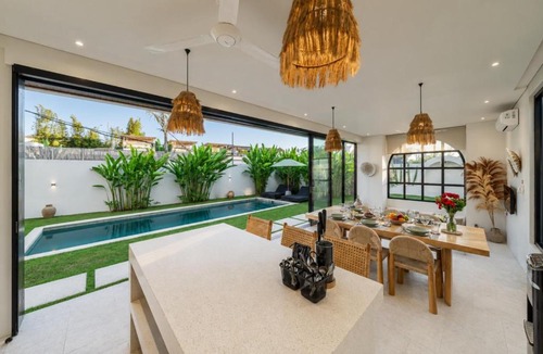 Uluwatu House | Large 3BR Villa in Prime Uluwatu with Pool