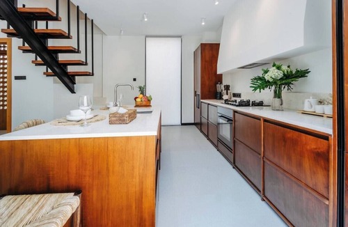 Pererenan Villa | Lily Villa 6 - Modern 2BR in Canggu's Heart w Pool+Beach Nearby