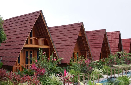 Simanindo Hotel | Lopo Hotel & Resort Samosir