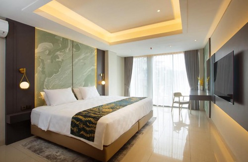 Cikarang Hotel | Louis Kienne Hotel Cikarang