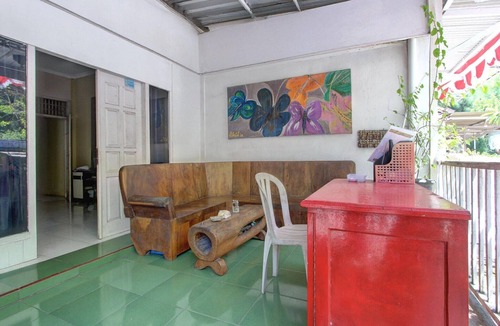 Kretek House | Luxury Deluxe DBL Escape W/Free WiFi and Parking