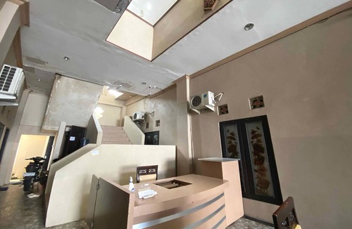 Palangkaraya House | Luxury Deluxe DBL Escape W/Free WiFi and Parking