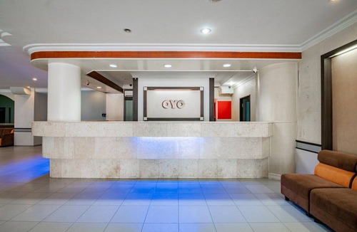 Pekanbaru House | Luxury Deluxe DBL Retreat W/Free WiFi and Parking