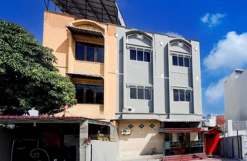 Medan House | Luxury Deluxe DBL Retreat W/Free WiFi and Parking