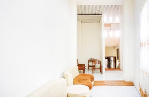 Banda Aceh House | Luxury Deluxe Double Retreat with Free WiFi