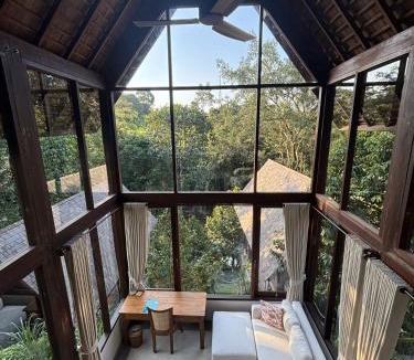 Nyambu Hotel | Luxury Riverside Cabins at Nunu Bali