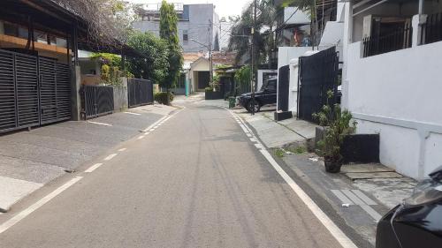 Bendungan Hilir House | Maninjau Room