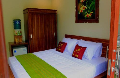 Melayang House | Manwarsa Guest House