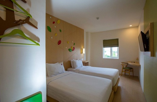 Klojen Hotel | Maxone Hotels at Malang