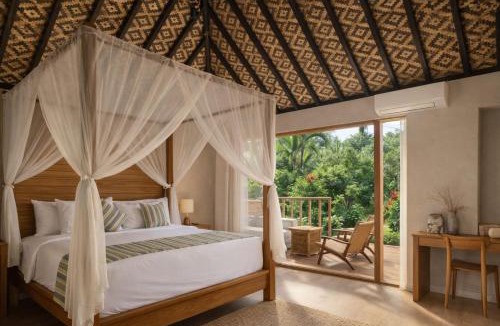West Manggarai Resort | Menjaga Bay