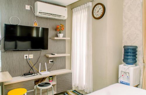 Pondok Aren Apartment | Minimalist and Comfy Studio at Bintaro Icon Apartment By Travelio