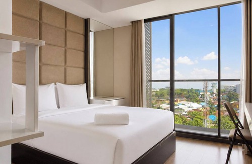 Balikpapan Apartment | Minimalist Warm Studio Room At Apartment Tamansari Skylounge Balikpapan