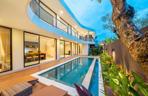 Tanjungbenoa Villa | Modern 3BR Villa Private Pool Serangan Beach