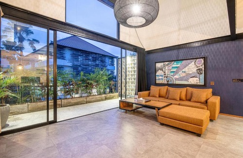 Munggu Hotel | Modern Duplex 200m from Canggu Blissful Beach