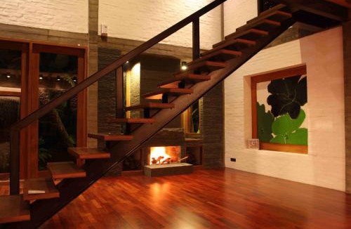 Parongpong Villa | Modern Rustic n Unique Omega Villa - Lembang