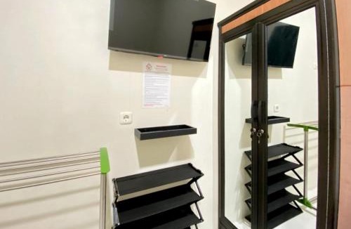 Jember Hotel | Modern Stay near Roxy Mall Jember RedPartner