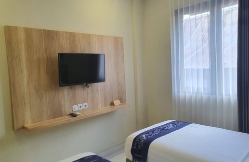 Batu Bolong Hotel | Ms Snack Point Bed & Breakfast