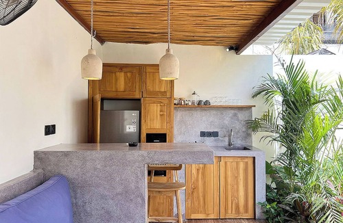 Pecatu House | Muzeum Villas: 1 Bedroom, 1 Bathroom, Wi-Fi, Kitchen, Private Pool