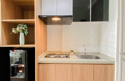 Cikarang Apartment | Neat Restful Studio Room At Apartment Vasanta Innopark
